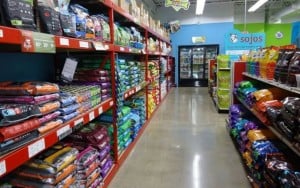 Quality Pet Food Retailer in Des Moines is Expanding