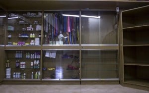 Supermarkets and Pet Shops in Venezuela Struggle To Keep Shelves Stocked