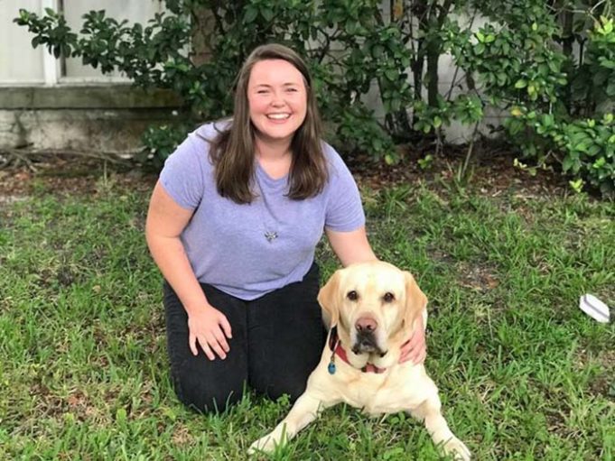 Genius Dog Opens Jammed Door After His Owner Locked Herself Out